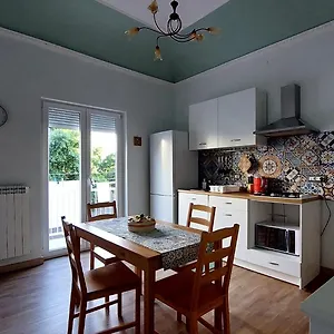 Elenahouse Kalsa , Palermo Italien